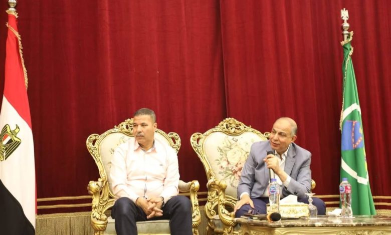 محافظ المنيا: إتاحة سداد تقنين الأراضي بالتقسيط لتسريع معدلات الإنجاز وتحقيق الاستقرار العمراني محافظ المنيا: إتاحة سداد تقنين الأراضي بالتقسيط لتسريع معدلات الإنجاز وتحقيق الاستقرار العمراني