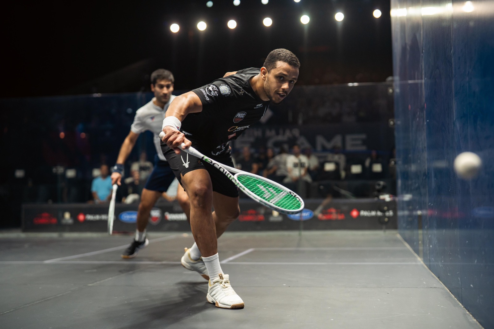 13 لاعبة ولاعبًا مصريًا يحققون الفوز ويتأهلون للربع النهائي من بطولة بالم هيلز المفتوحة للإسكواش