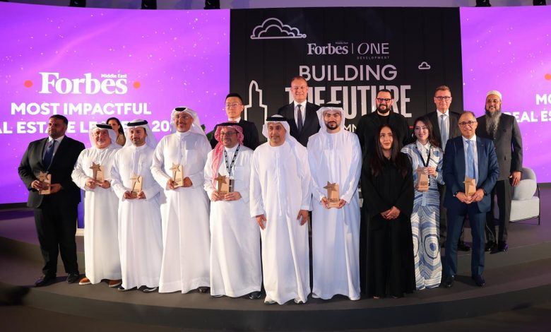 قمة فوربس الشرق الأوسط “بناء المستقبل” تنطلق في أبوظبي قمة فوربس الشرق الأوسط “بناء المستقبل” تنطلق في أبوظبي