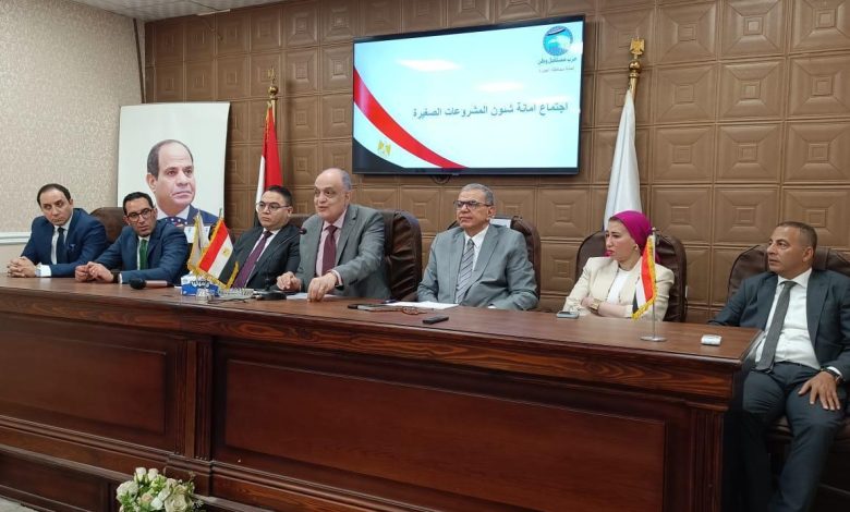 بتوجيهات الأمين العام.. «مستقبل وطن» ينتهي من حصر مشكلات المشروعات الصغيرة بالجيزة تمهيدًا لحلها بالتعاون مع الجهات المعنية بتوجيهات الأمين العام.. «مستقبل وطن» ينتهي من حصر مشكلات المشروعات الصغيرة بالجيزة تمهيدًا لحلها بالتعاون مع الجهات المعنية