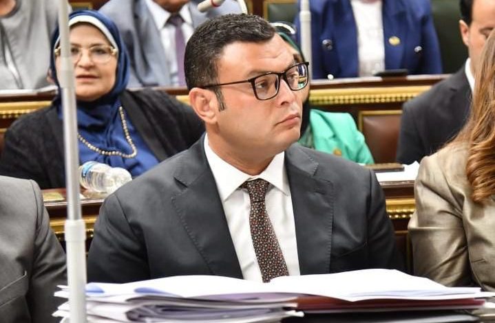 وزير الإسكان: طرح وحدات بديلة بأسعار ومساحات متنوعة للمتضررين من قانون الإيجار القديم وزير الإسكان: طرح وحدات بديلة بأسعار ومساحات متنوعة للمتضررين من قانون الإيجار القديم