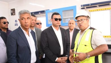 وزير الإسكان ومحافظ القليوبية يتفقدان مشروعات مياه وصرف صحي بشبين القناطر ضمن “حياة كريمة”