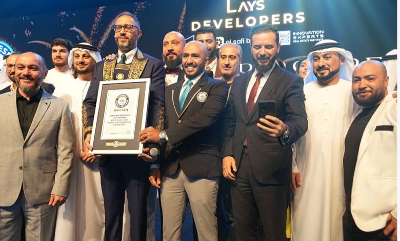 للمرة الثانية .. الدكتور نور السروجي يدخل موسوعة جينيس لأكبر تدريب عقاري للمرة الثانية .. الدكتور نور السروجي يدخل موسوعة جينيس لأكبر تدريب عقاري