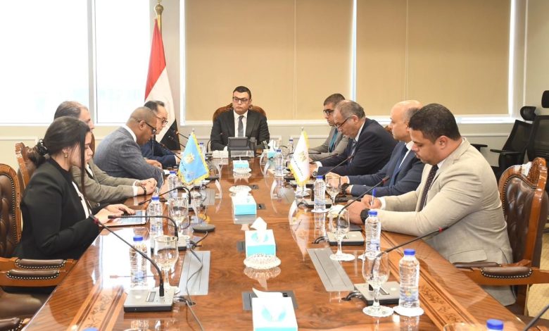 وزير الإسكان يبحث مع شركة “تايتان كابيتال” اليابانية فرص التعاون في التطوير العقاري وتحلية المياه وزير الإسكان يبحث مع شركة “تايتان كابيتال” اليابانية فرص التعاون في التطوير العقاري وتحلية المياه