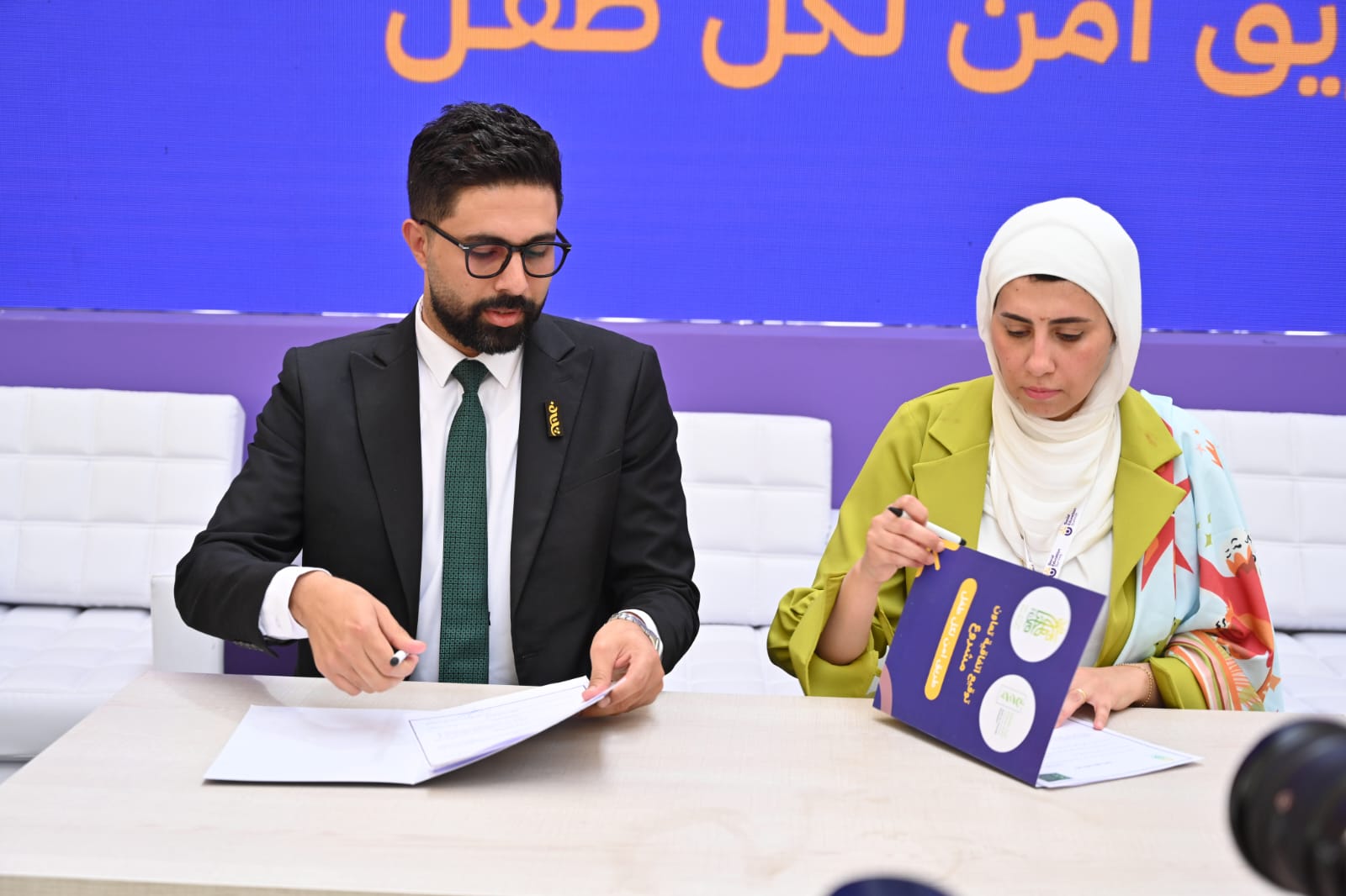 “من أحياها” و”غيث” توقعان اتفاقية شراكة لتوفير طرق آمنة لأطفال القري