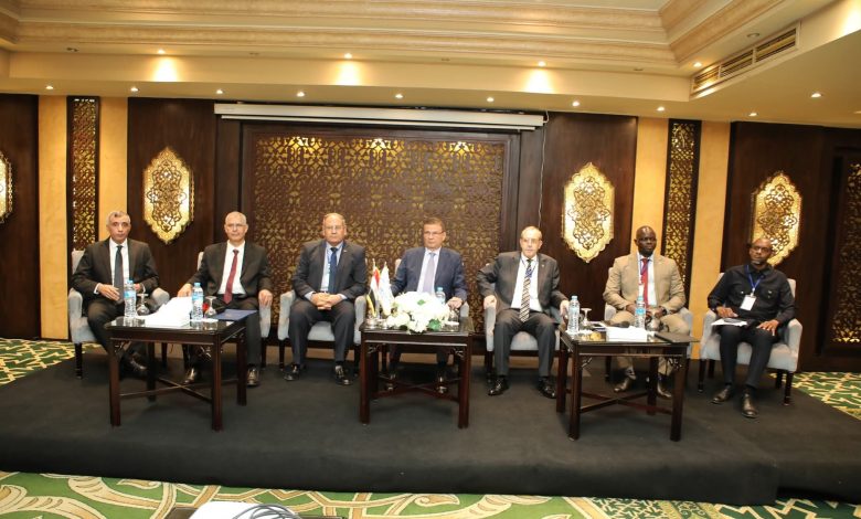 وزير الزراعة يفتتح ورشة العمل الأولى لتنفيذ استراتيجية إعلان كمبالا للبحث والتطوير الزراعي في أفريقيا وزير الزراعة يفتتح ورشة العمل الأولى لتنفيذ استراتيجية إعلان كمبالا للبحث والتطوير الزراعي في أفريقيا