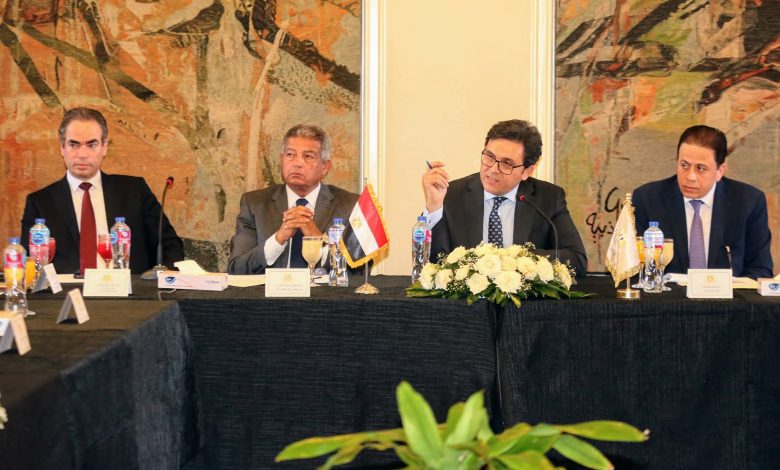وزير الثقافة: لا مساس بحرية الإبداع.. والتوصيات اللجنة تركز على جودة المحتوى ودعم الإنتاج والتوزيع الدرامي وزير الثقافة: لا مساس بحرية الإبداع.. والتوصيات اللجنة تركز على جودة المحتوى ودعم الإنتاج والتوزيع الدرامي