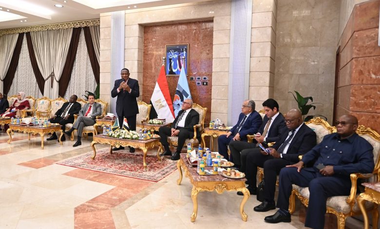 الهيئة العربية للتصنيع تنفذ العديد من المشروعات التنموية بالتعاون مع دول القارة الأفريقية الهيئة العربية للتصنيع تنفذ العديد من المشروعات التنموية بالتعاون مع دول القارة الأفريقية