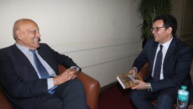 وزير الثقافة يستقبل مجدي يعقوب قبيل الإعلان عن تفاصيل تمثال “طبيب القلوب”