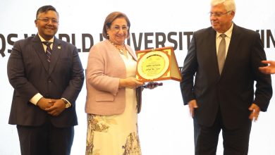 وزير التعليم العالي يكرم 20 جامعة مصرية مدرجة في النسخة العامة لتصنيف QS لعام 2025