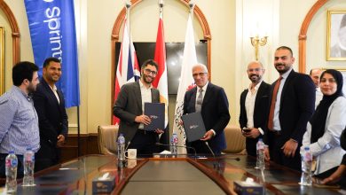 منصة سبرنتس التعليمية والجامعة البريطانية في مصر (BUE) توقعان اتفاقية استراتيجية لتمكين الشباب وتأهيلهم لسوق العمل