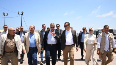 وزير الإسكان ومحافظ الإسكندرية يتفقدان تطوير الكورنيش وترميم واجهات بعض العقارات بالمحافظة