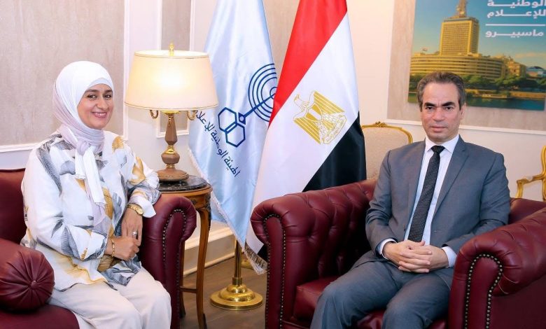 هالة حاتم رئيسًا للإذاعة التعليمية هالة حاتم رئيسًا للإذاعة التعليمية