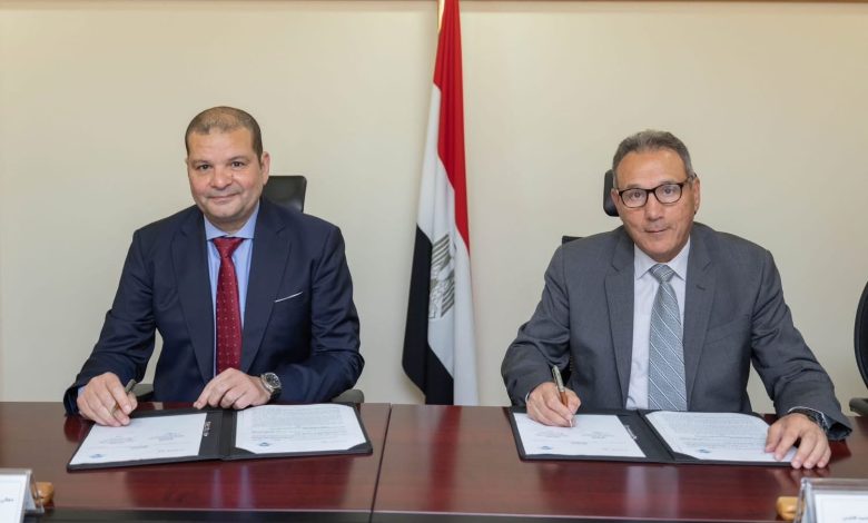 اتحاد بنوك مصر و“التأمين الصحي الشامل” توقعان بروتوكول تعاون لتيسير تسجيل العاملين بالقطاع المصرفي في المنظومة اتحاد بنوك مصر و“التأمين الصحي الشامل” توقعان بروتوكول تعاون لتيسير تسجيل العاملين بالقطاع المصرفي في المنظومة