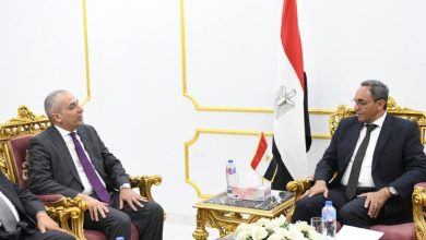 رئيس البنك الزراعي ومحافظ قنا يبحثان دعم المشروعات الزراعية وصناعة المركزات وتدوير المخلفات