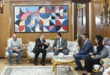 البنك الأهلي المصري وجامعة جنوب الوادي يبحثان التعاون في مجالات التحول الرقمي والخدمات الطلابية