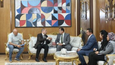 البنك الأهلي المصري وجامعة جنوب الوادي يبحثان التعاون في مجالات التحول الرقمي والخدمات الطلابية