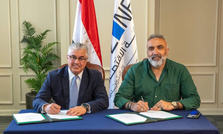 “اقتصادية قناة السويس” توقع عقدًا مع شركة “شيريكجي أوغلو” التركية لإنشاء مصنع أقمشة “اقتصادية قناة السويس” توقع عقدًا مع شركة “شيريكجي أوغلو” التركية لإنشاء مصنع أقمشة