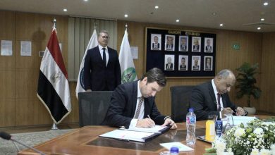 مصر توقع اتفاقية جديدة مع “لوك أويل” الروسية للبحث عن البترول في جنوب وادي السهل