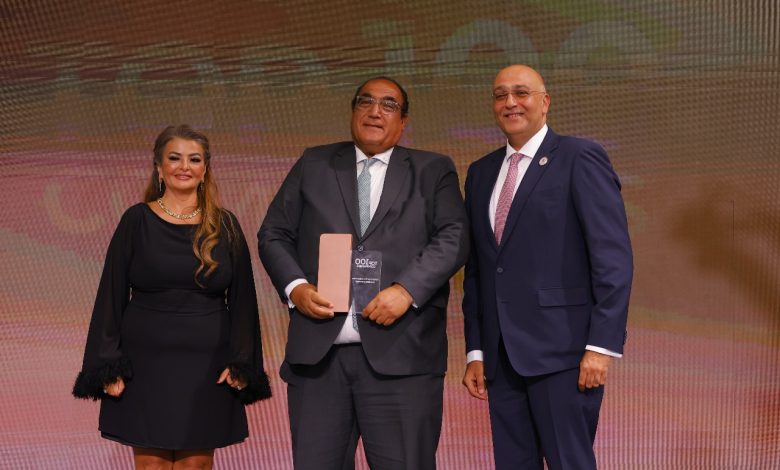 بنك قناة السويس ضمن أفضل 100 شركة بالبورصة المصرية في تصنيف قمة «مصر للأفضل» 2025 بنك قناة السويس ضمن أفضل 100 شركة بالبورصة المصرية في تصنيف قمة «مصر للأفضل» 2025