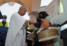توافد حجاج السياحة “5 نجوم” إلى مشعر منى استعدادًا للتصعيد إلى عرفات