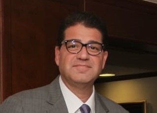 أكرم تيناوي: عام 2024 شكل نقطة تحول محورية في تاريخ بنك التنمية الصناعية أكرم تيناوي: عام 2024 شكل نقطة تحول محورية في تاريخ بنك التنمية الصناعية