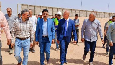وزير الإسكان يتابع تنفيذ مشروعات البنية التحتية بالعبور الجديدة والمناطق المضافة
