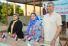 بالصور.. عبير عصام تكرم أوائل الشهادتين الابتدائية والإعدادية بالجيزة ف
