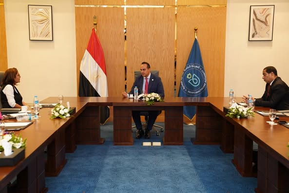 هيئة الرعاية الصحية تتابع مع شركة نوفارتس مصر تحويل مركز أورام أسوان إلى مركز إقليمي وبحثي متقدم هيئة الرعاية الصحية تتابع مع شركة نوفارتس مصر تحويل مركز أورام أسوان إلى مركز إقليمي وبحثي متقدم