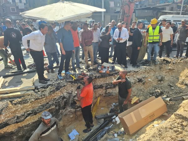 عطل كابل.. الكهرباء تكشف سبب انقطاع التيار الكهربائي في بعض مناطق محافظة الجيزة عطل كابل.. الكهرباء تكشف سبب انقطاع التيار الكهربائي في بعض مناطق محافظة الجيزة