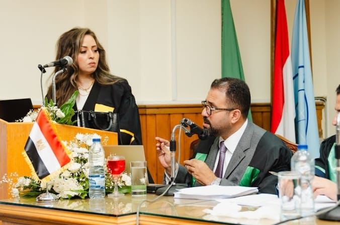 في رسالة دكتوراه بجامعة القاهرة: القيادة السياسية تحوّل ملف العشوائيات إلى مشروع قومي للتنمية البشرية والعمرانية في رسالة دكتوراه بجامعة القاهرة: القيادة السياسية تحوّل ملف العشوائيات إلى مشروع قومي للتنمية البشرية والعمرانية