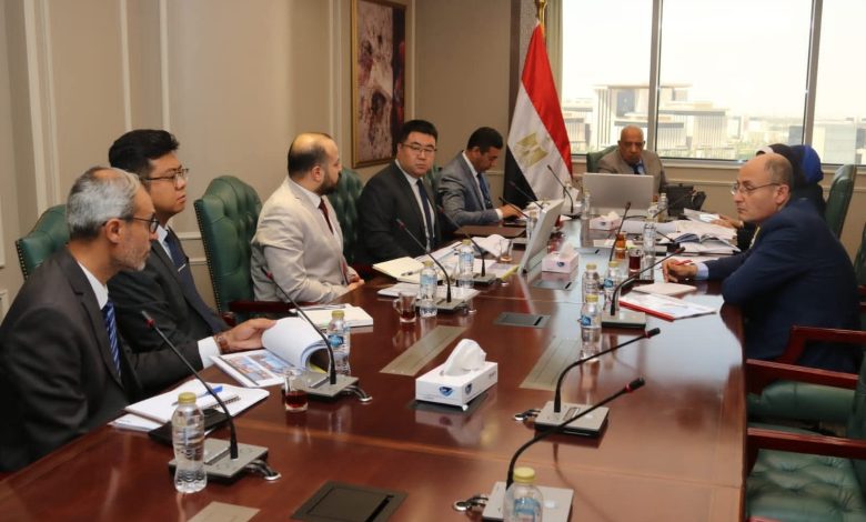 وزير الكهرباء يتابع مستجدات الموقف التنفيذي لأعمال توفير التغذية الكهربائية لمشروعات الدلتا الجديدة