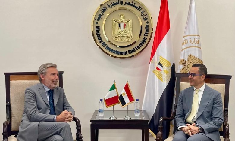 خلال لقائه بالسفير الإيطالي.. وزير الاستثمار: نمهد الطريق لفتح فرص جديدة أمام المستثمرين الإيطاليين في السوق المصري
