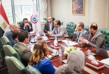 الدكتور خالد عبدالغفار يعقد اجتماعًا مع ممثل منظمة الصحة العالمية لبحث التعاون في القطاع الصحي 