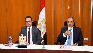 خلال جولته الإفريقية..  وزير الخارجية يلتقي بالجالية المصرية في مالي