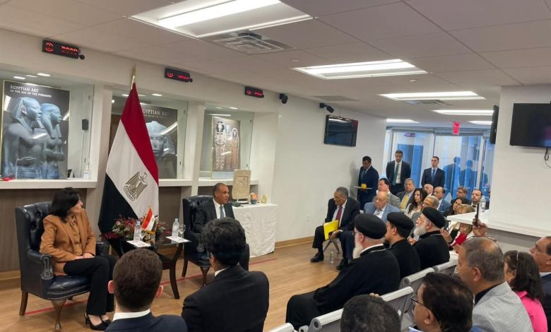 وزير الخارجية يلتقي بالجالية المصرية في نيويورك 