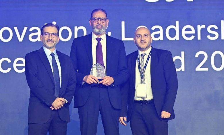 البنك المصري لتنمية الصادرات يحصد جائزة “الابتكار والتميز في القيادة” بقمة OpenText بدبي البنك المصري لتنمية الصادرات يحصد جائزة “الابتكار والتميز في القيادة” بقمة OpenText بدبي