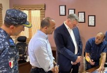 وزير البترول يتفقد غرفة العمليات بجبل الزيت ويزور أسر المفقودين في حادث البارج البحري “أدمارين 12”
