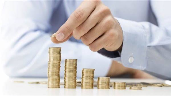 رغم تراجع الفائدة.. ارتفاع مدخرات المصريين في شهادات الاستثمار إلى 6.1 تريليون جنيه رغم تراجع الفائدة.. ارتفاع مدخرات المصريين في شهادات الاستثمار إلى 6.1 تريليون جنيه