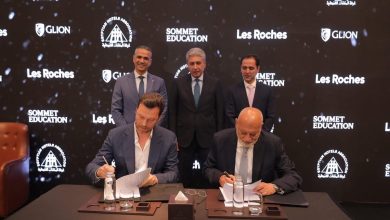 السياحة توقع بروتوكولي تعاون لتعزيز التدريب الرقمي للعاملين في قطاع الضيافة والفندقة