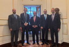 الرقابة المالية تبحث مع بنك إنجلترا سبل تعزيز الرقابة الاحترازية وتبادل الخبرات التنظيمية