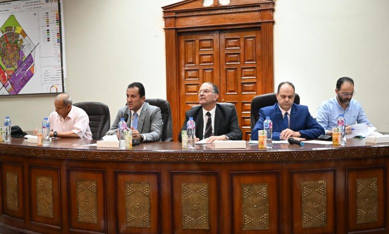 «الإسكان» تطرح حمامات سباحة وكافيتريات ومحال تجارية وصيدلية في مزاد علني بالمنصورة الجديدة والعاشر من رمضان «الإسكان» تطرح حمامات سباحة وكافيتريات ومحال تجارية وصيدلية في مزاد علني بالمنصورة الجديدة والعاشر من رمضان