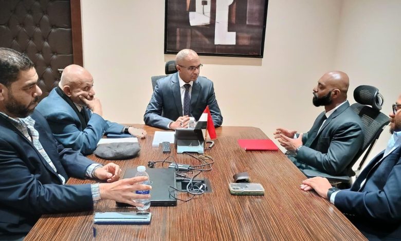 نائب وزير الإسكان يبحث مع تحالف عالمي توطين صناعة المهمات الكهروميكانيكية لمشروعات المياه والصرف الصحي