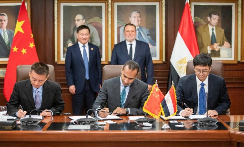 بنك قناة السويس يوقع مذكرة تعاون مع “تي تيدا” و”CIPS” الصينيتين لتعزيز استخدام اليوان وتسوية المدفوعات العابرة للحدود بنك قناة السويس يوقع مذكرة تعاون مع “تي تيدا” و”CIPS” الصينيتين لتعزيز استخدام اليوان وتسوية المدفوعات العابرة للحدود
