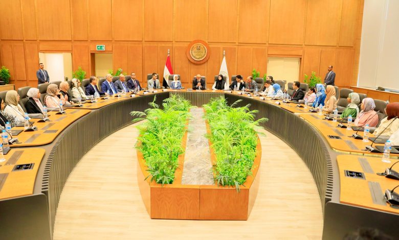 تكريم 50 طالبًا من أوائل الثانوية العامة.. وزير التعليم: أنتم مستقبل مصر ونماذج مضيئة
