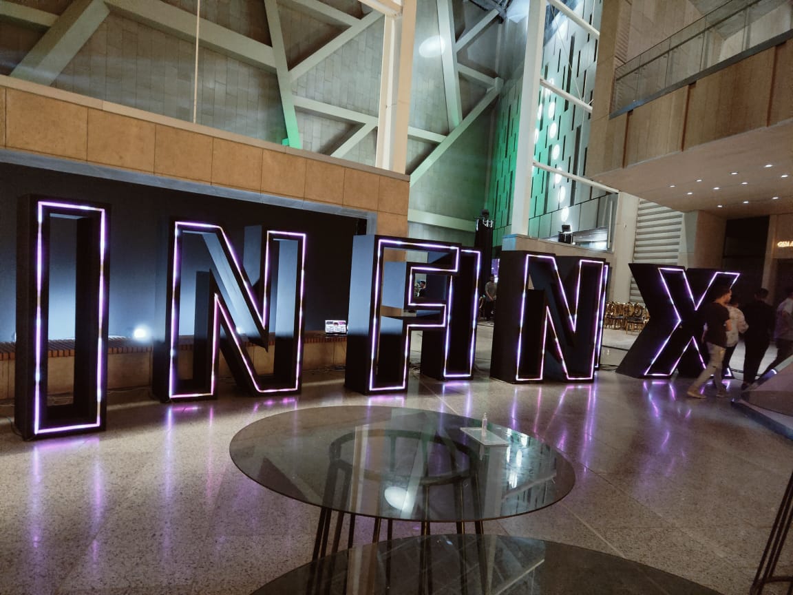 إنفينيكس تطلق سلسلة هواتف Note 50S 5G من المتحف المصري الكبير وتؤكد التزامها بتوطين الصناعة في مصر