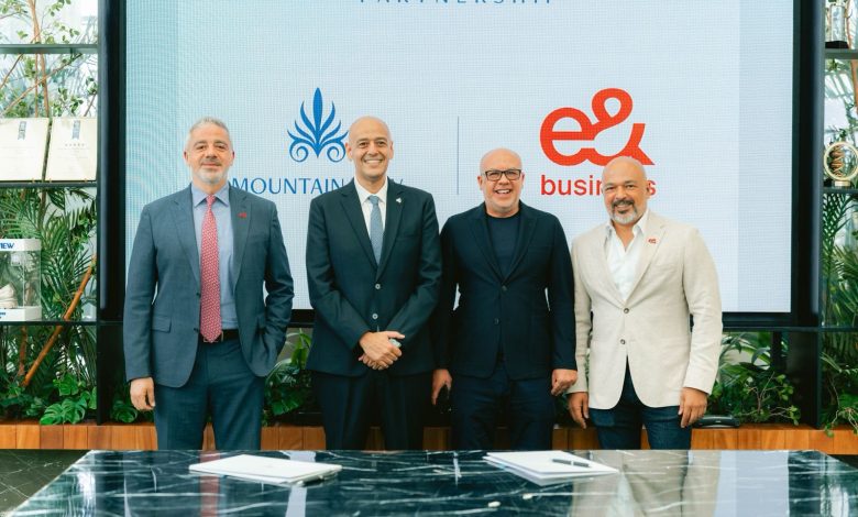 «إي آند بيزنس» تتحالف مع «ماونتن فيو» لتقديم حلول المدن الذكية في مشروعاتها بشرق القاهرة «إي آند بيزنس» تتحالف مع «ماونتن فيو» لتقديم حلول المدن الذكية في مشروعاتها بشرق القاهرة