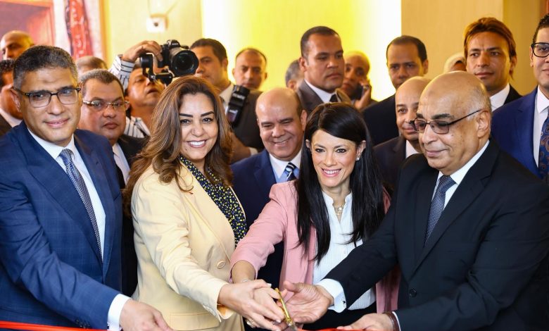 3 وزراء يفتتحون فرع توثيق محكمة جنوب الجيزة الابتدائية 3 وزراء يفتتحون فرع توثيق محكمة جنوب الجيزة الابتدائية