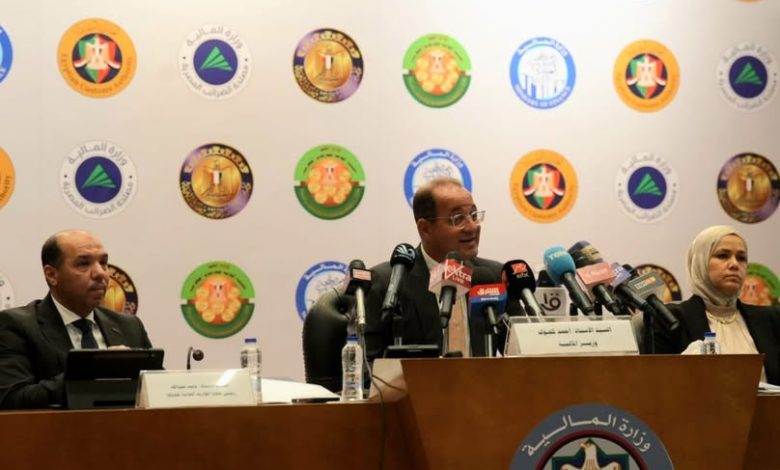 وزير المالية: تراجع دين أجهزة الموازنة من 89.4% في 2024 إلى 85.6% من الناتج المحلي فى 2025 وزير المالية: تراجع دين أجهزة الموازنة من 89.4% في 2024 إلى 85.6% من الناتج المحلي فى 2025