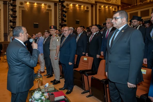 وزير الإنتاج الحربي يشهد حفل تخرج دفعة جديدة من الأكاديمية المصرية للهندسة والتكنولوجيا